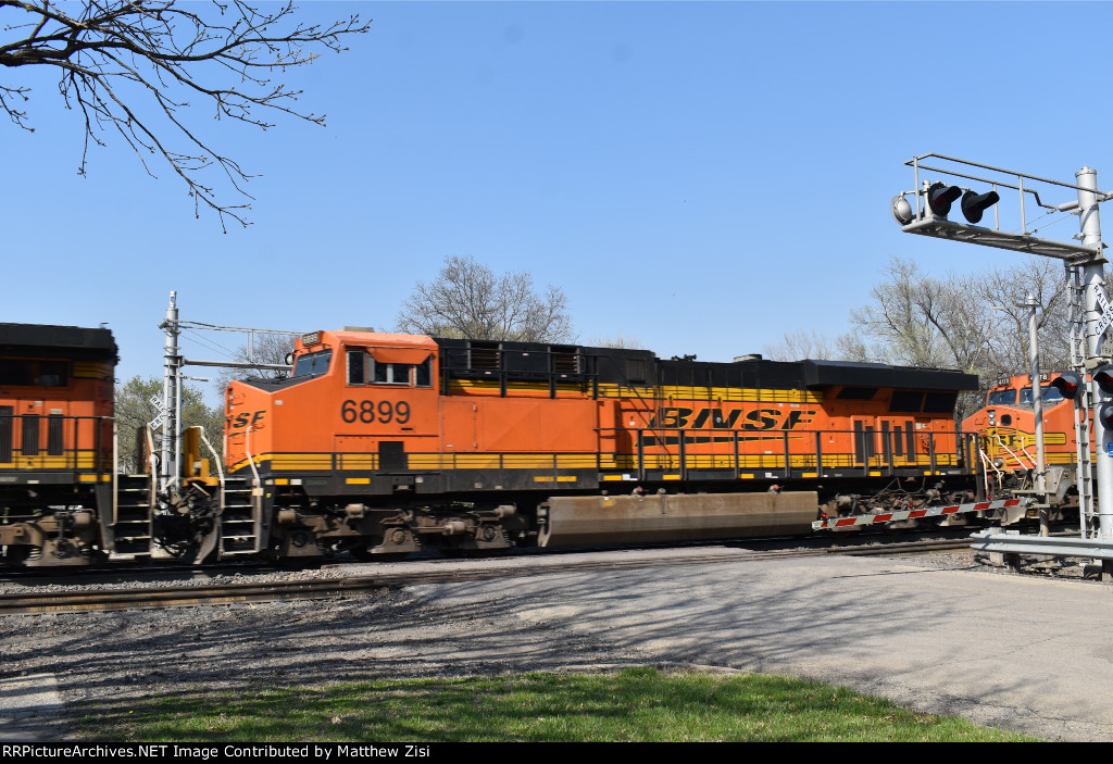 BNSF 6899